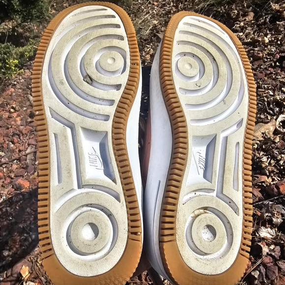 Nike Air Force 1 - Picture 7 of 8